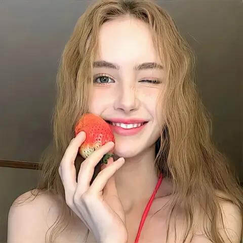 Sophie Martinez's avatar